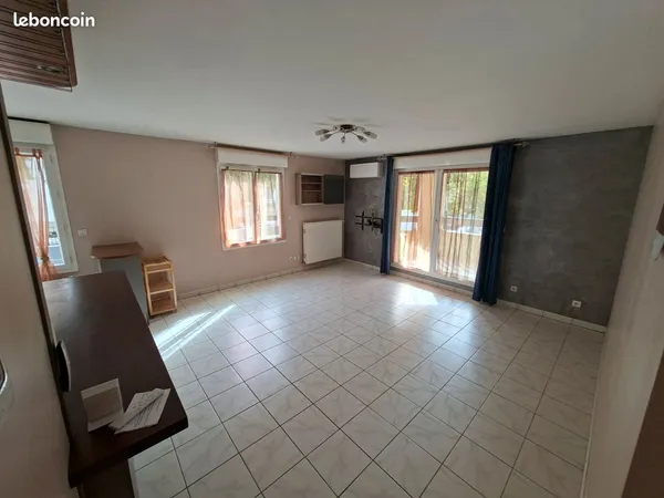 T3 70m² climatisé proche part dieu