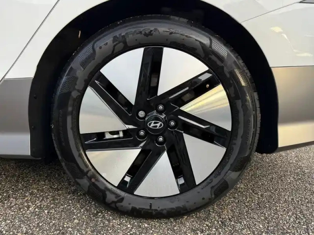 Hyundai Ioniq 6 77 kwh 229 ch — photo 22
