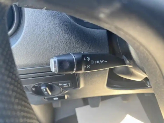 Mercedes Vito fourgon fg 111 cdi compact e6 — photo 17