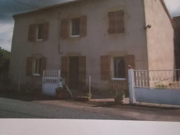 Jolie petite maison de bourg