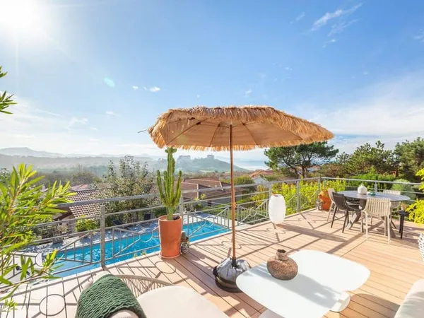 Maison 8 pièces 207 m²