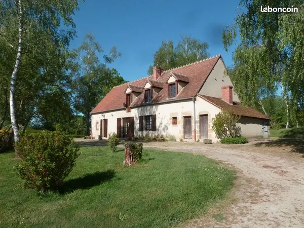 Maison, hangar et prés