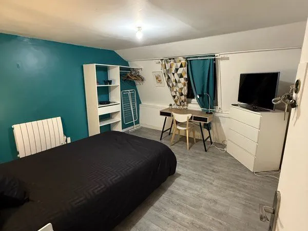 Colocation Roubaix - Grande chambre 15m² avec DOUCHE PRIVATIVE 🚿 (Tout inclus)