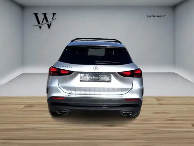 Mercedes Gla 250 e hybrid eq amg line — photo 6