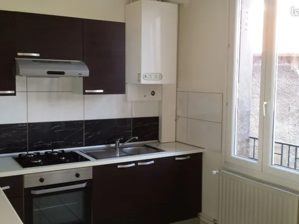 Appartement de type 2 avec cour Épernay
