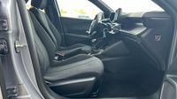 Peugeot 2008 1.2 100ch S&S Style — photo 15