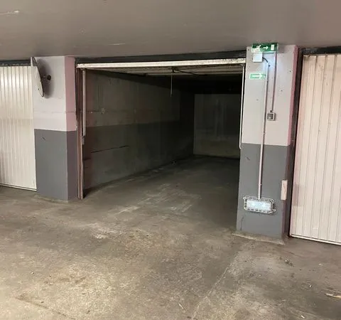 Location garage sécurisé