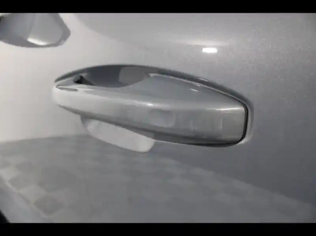 Volvo Xc40 t5 recharge 180 + 82ch plus dct 7 — photo 9
