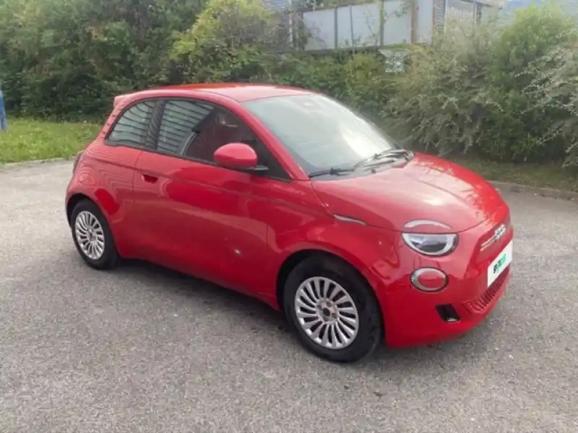 Fiat 500 e 95ch — photo 3