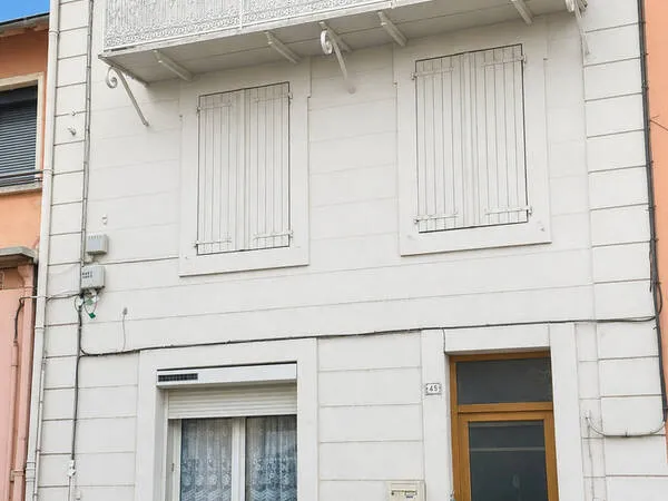 Appartement 1 pièce 51 m²