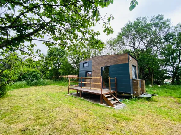 LAIROUX (85400) RARISSIME 20 MIN DES PLAGES ADORABLE TINY HOUSE 4 COUCHAGES SUR 516 M² VIABILISES CL