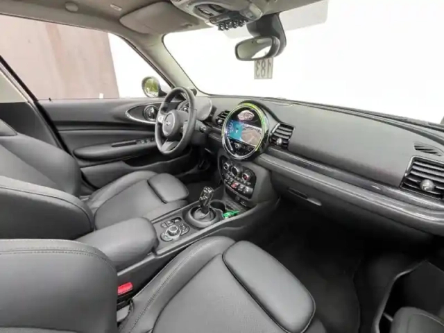 Mini Mini clubman cooper 136ch essential bva7 — photo 12