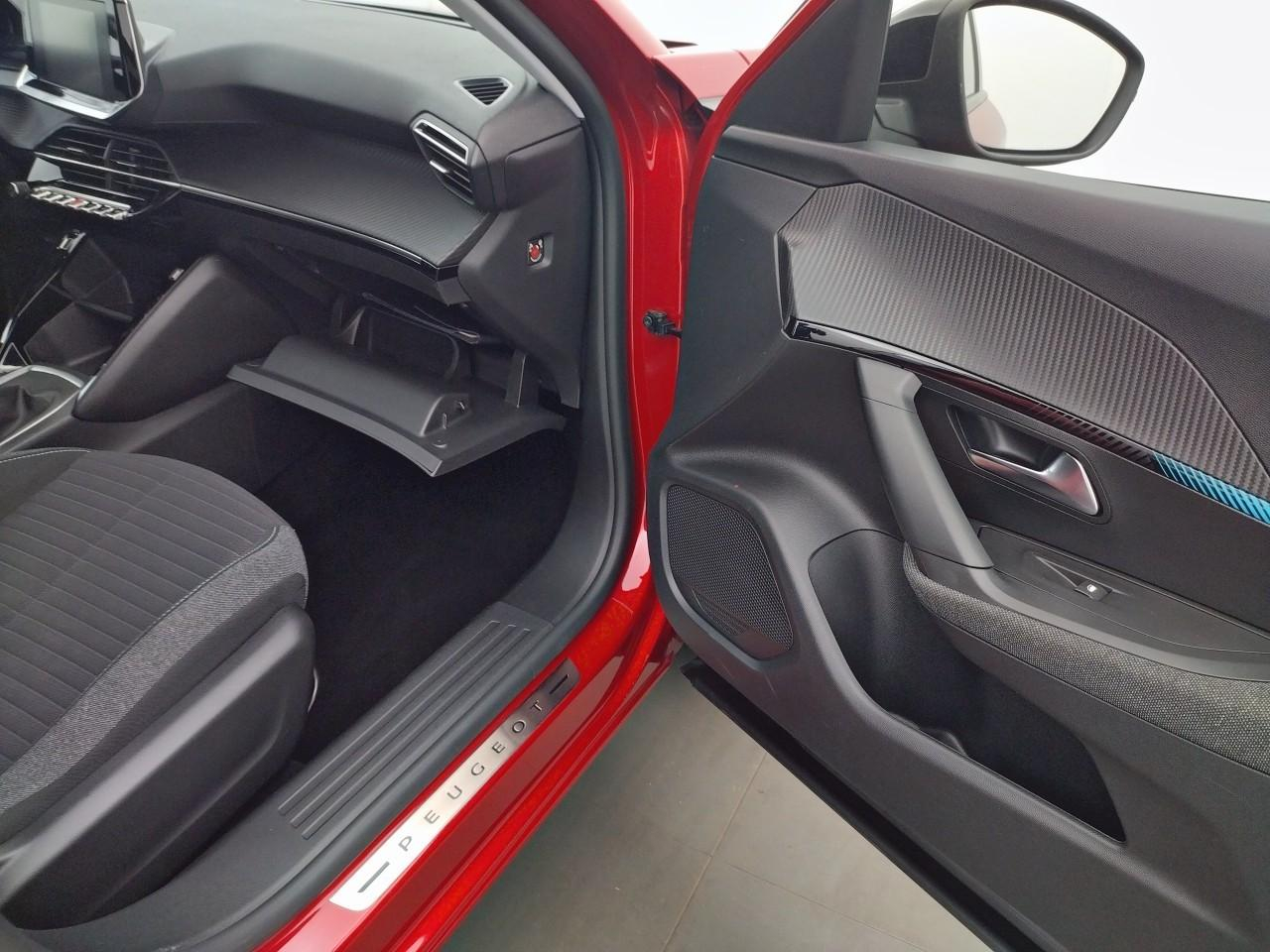 Peugeot 2008 puretech 100 s&s bvm6 style — photo 26