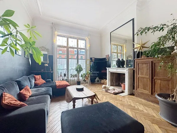 Maison 10 pièces 255 m²