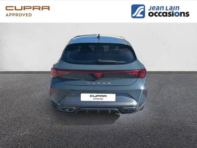Cupra Leon 2.0 tdi 150 ch dsg7 — photo 8
