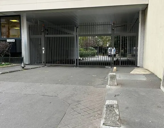 Garage et parking Location Paris 130€
