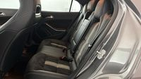 Mercedes Gla 200 d WhiteArt Edition — photo 13