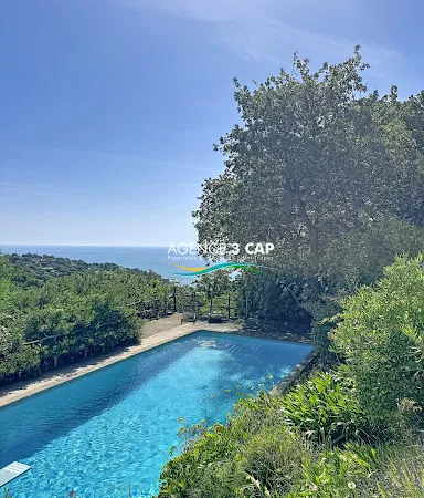 Villa 7 pièces 161 m²