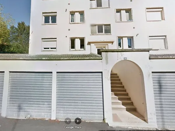 Parking 12 m²