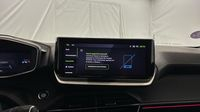Peugeot 2008 1.2 PureTech 130ch S&S GT EAT8 — photo 18