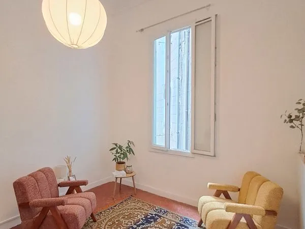 Sous location cabinet rue Breteuil
