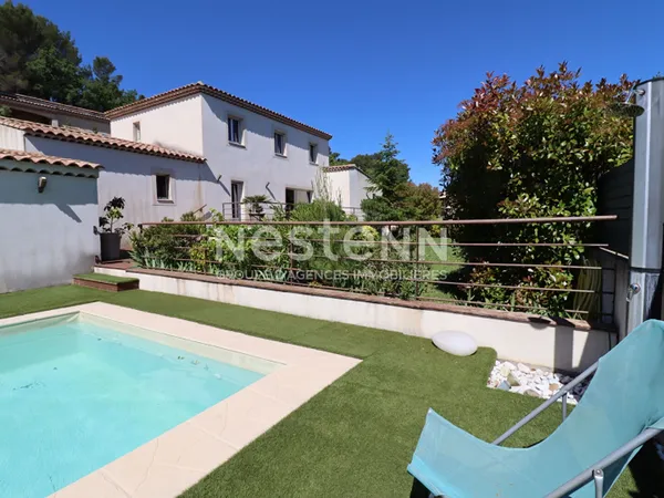 Maison à Mimet ? 6 pièces ? 150 m² ? Chambre parentale ? 4 chambres ? Piscine ? Pool house ? Au calm