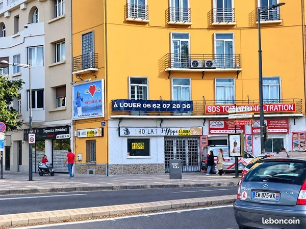 Local commercial 72 m² à louer - Entrée de Perpignan - Forte visibilité