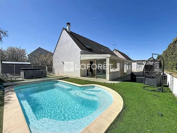Maison 8 pièces 169 m²