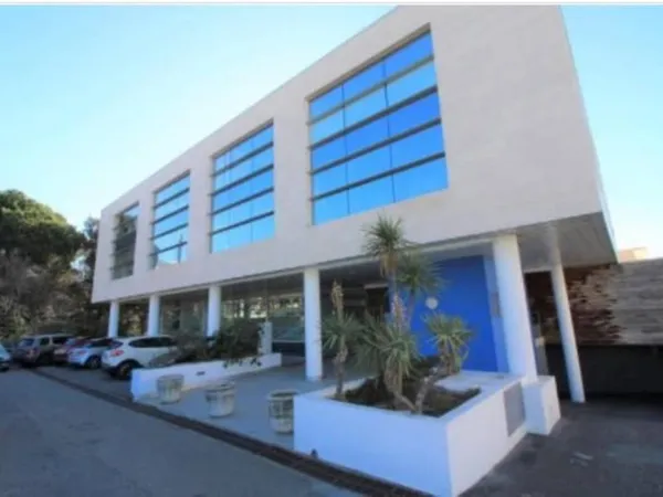 Bureaux 87 m²
