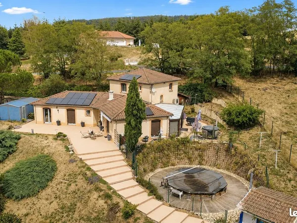 Villa 6 pièces 172 m²