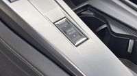 Peugeot 308 1.2 PureTech 130ch S&S GT EAT8 — photo 19
