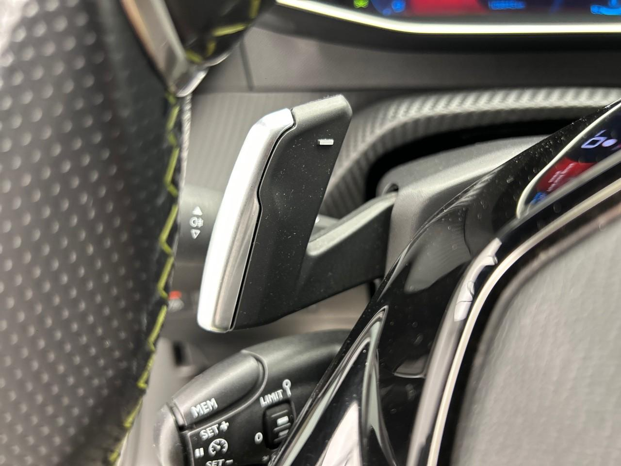Peugeot 2008 puretech 130 s&s eat8 gt — photo 23