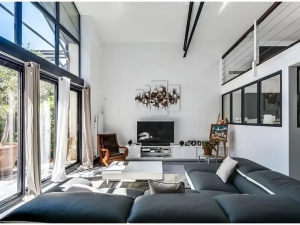 3 PIÈCES de 67m² + BALCON + PKG(s)