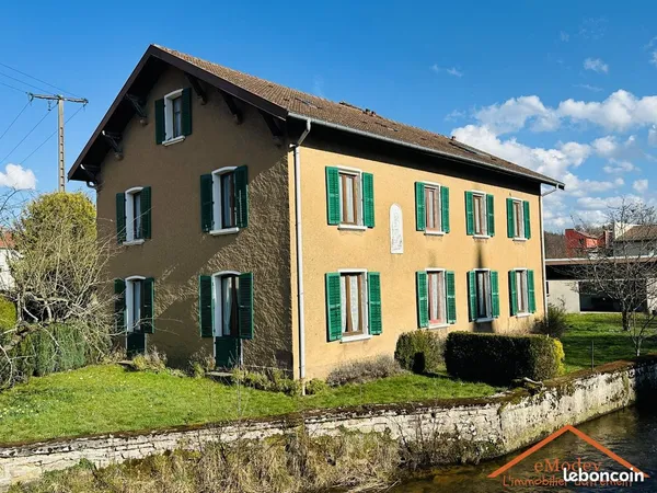 Maison 9 pièces 200 m²