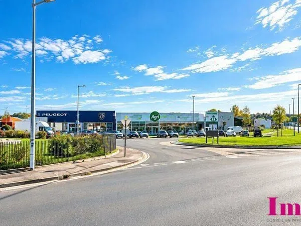 Entrepôt 400 m²