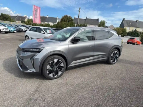Renault Scenic e-tech électrique 220 ch grande autonomie
