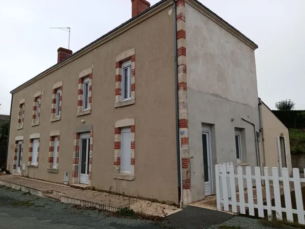 Maison de 173m2 à louer sur Saint-Hilaire-de-Voust