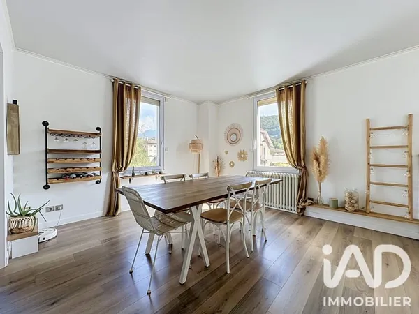 Appartement 5 pièces 121 m²