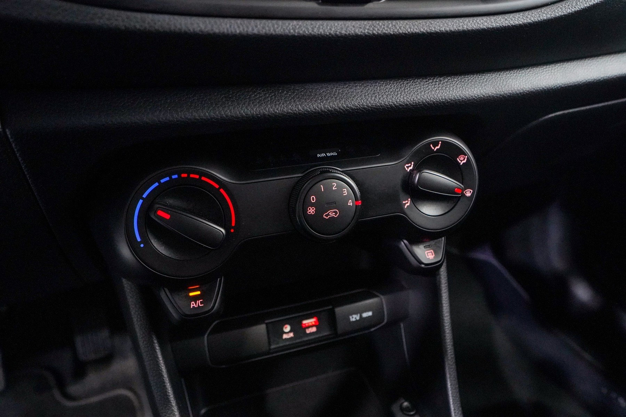 Kia Picanto — photo 24