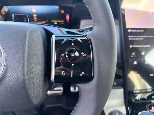 Citroën C5 Aircross hybride 145 ch e-dcs6 — photo 20