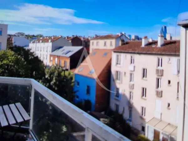 Studio 1 pièce 28 m²