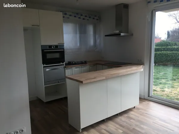 Location grand T2 meublé confort avec jardin - pas de frais d'agence (particulier à particulier)
