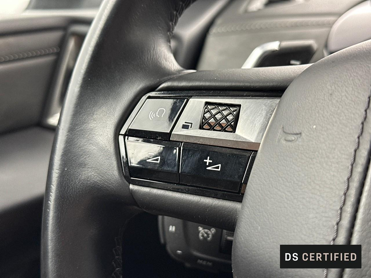 Ds Ds 3 crossback puretech 130 eat8 louvre — photo 19