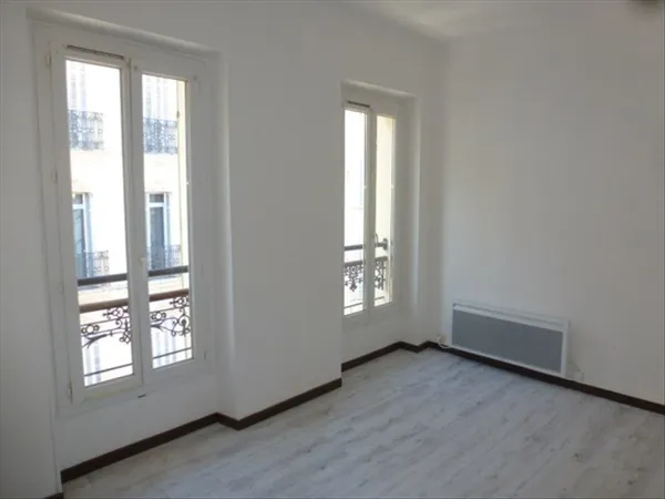 Type 2 rue de Bruys - dernier étage