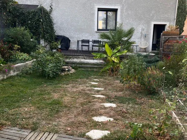 Maison mitoyenne sans vis à vis