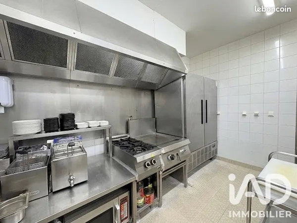 Restaurant 130 m² Paris