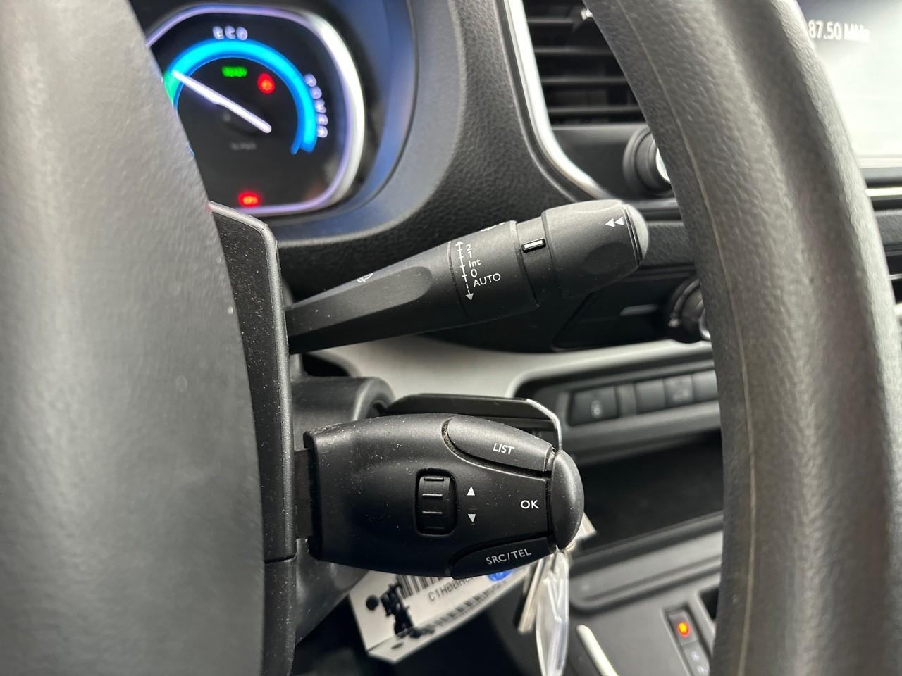 Opel Vivaro fourgon -e fgn l2 300 75 kwh pack clim — photo 18