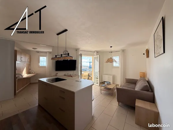 Appartement T2 lumineux sur le port de solenzara