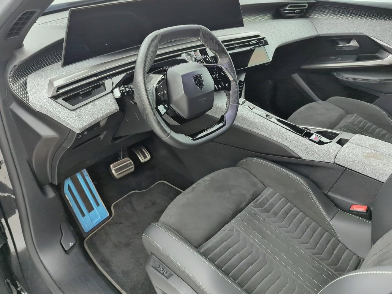 Peugeot 5008 hybrid 145 ch e-dcs6 gt — photo 14
