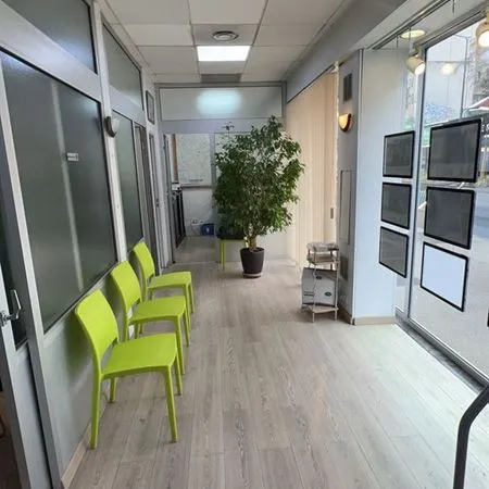 Local commercial 47 m² LES LILAS